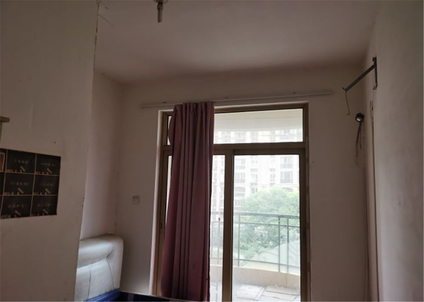 中南世纪花城一期 3室2厅2卫 138m&sup2;