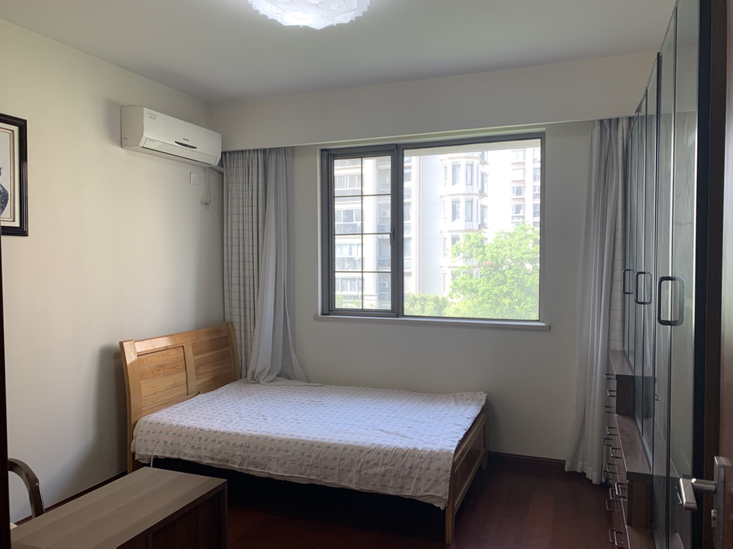 优山美地花园北区 3室2厅2卫 141m&sup2;