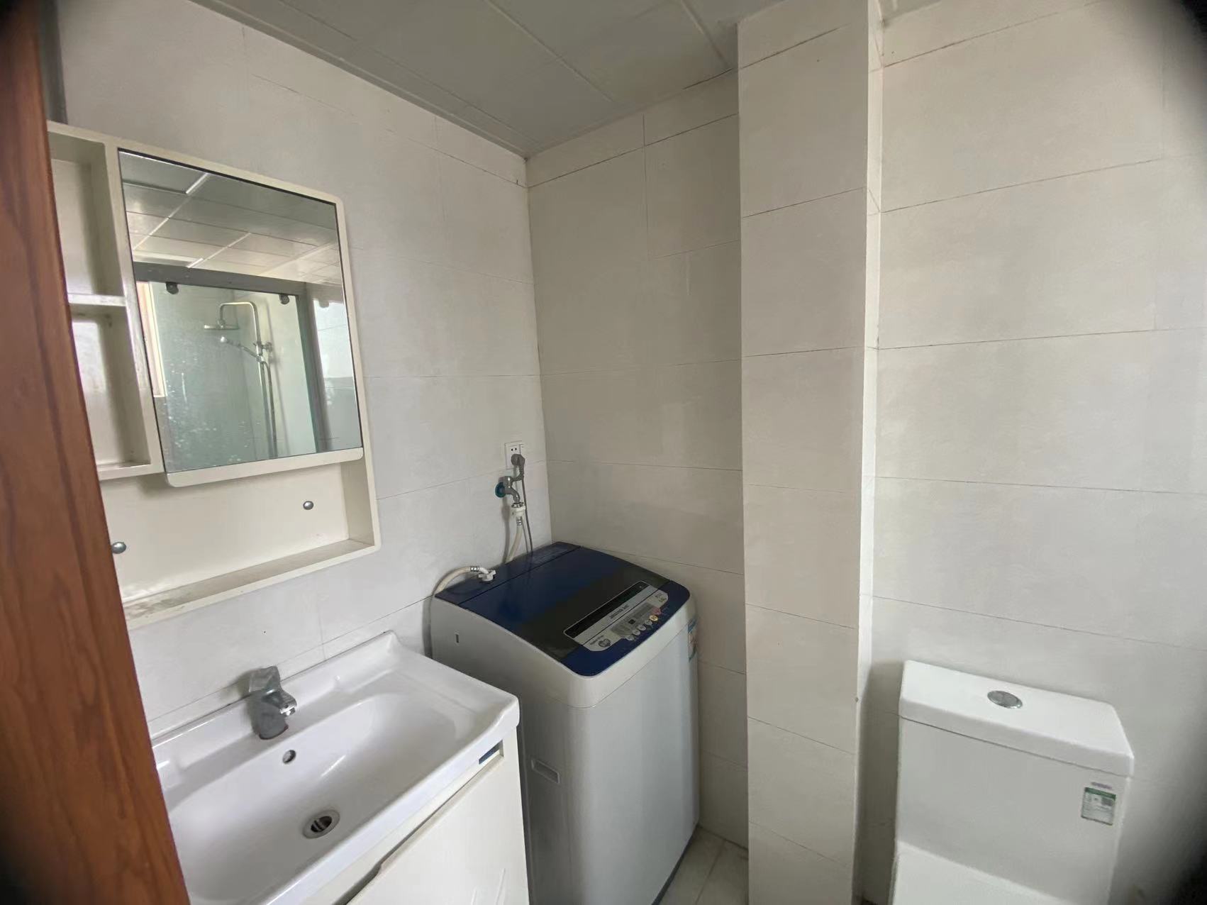 易家桥新村 1室1厅1卫 46m&sup2;