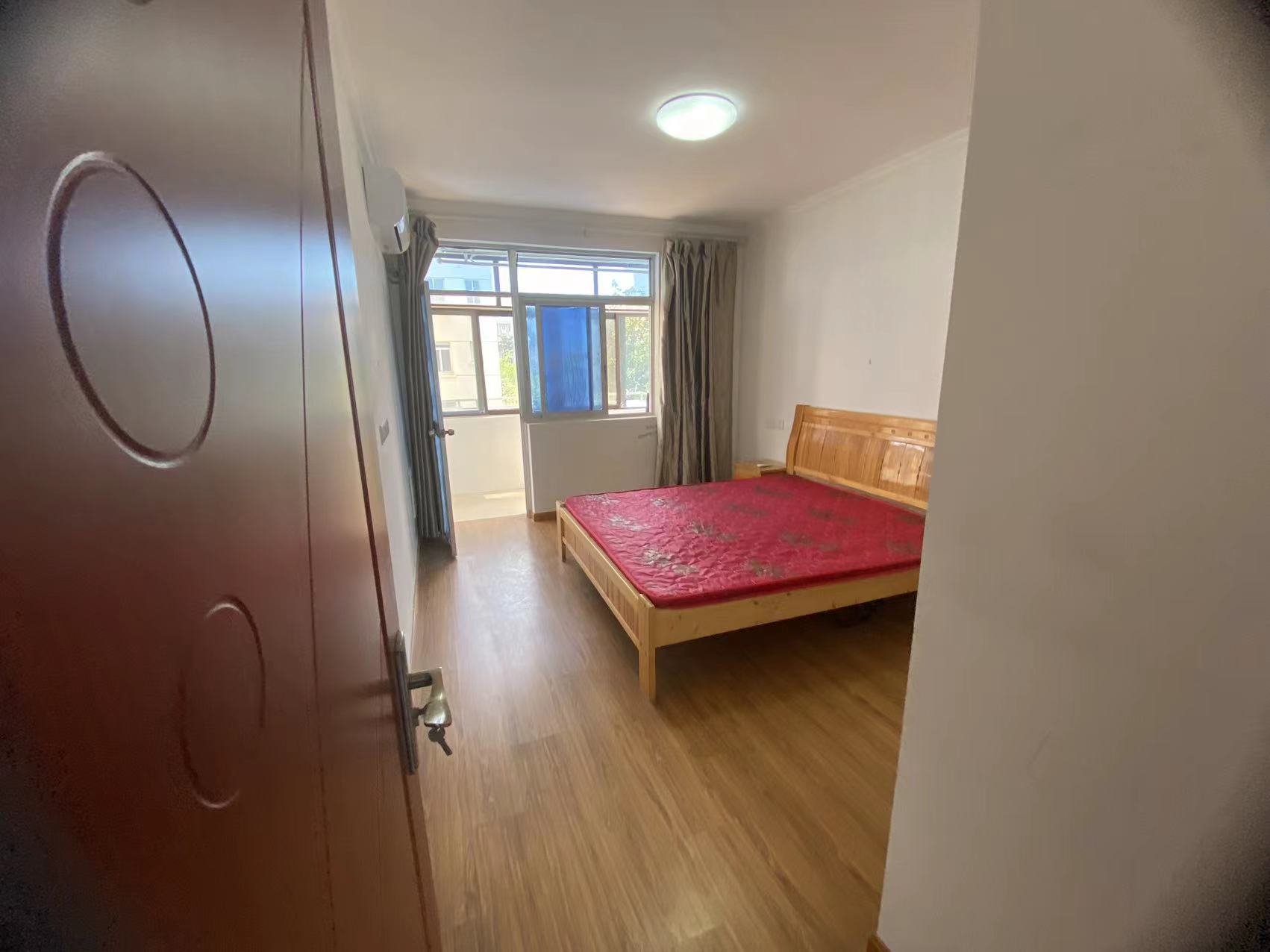 易家桥新村 1室1厅1卫 46m&sup2;