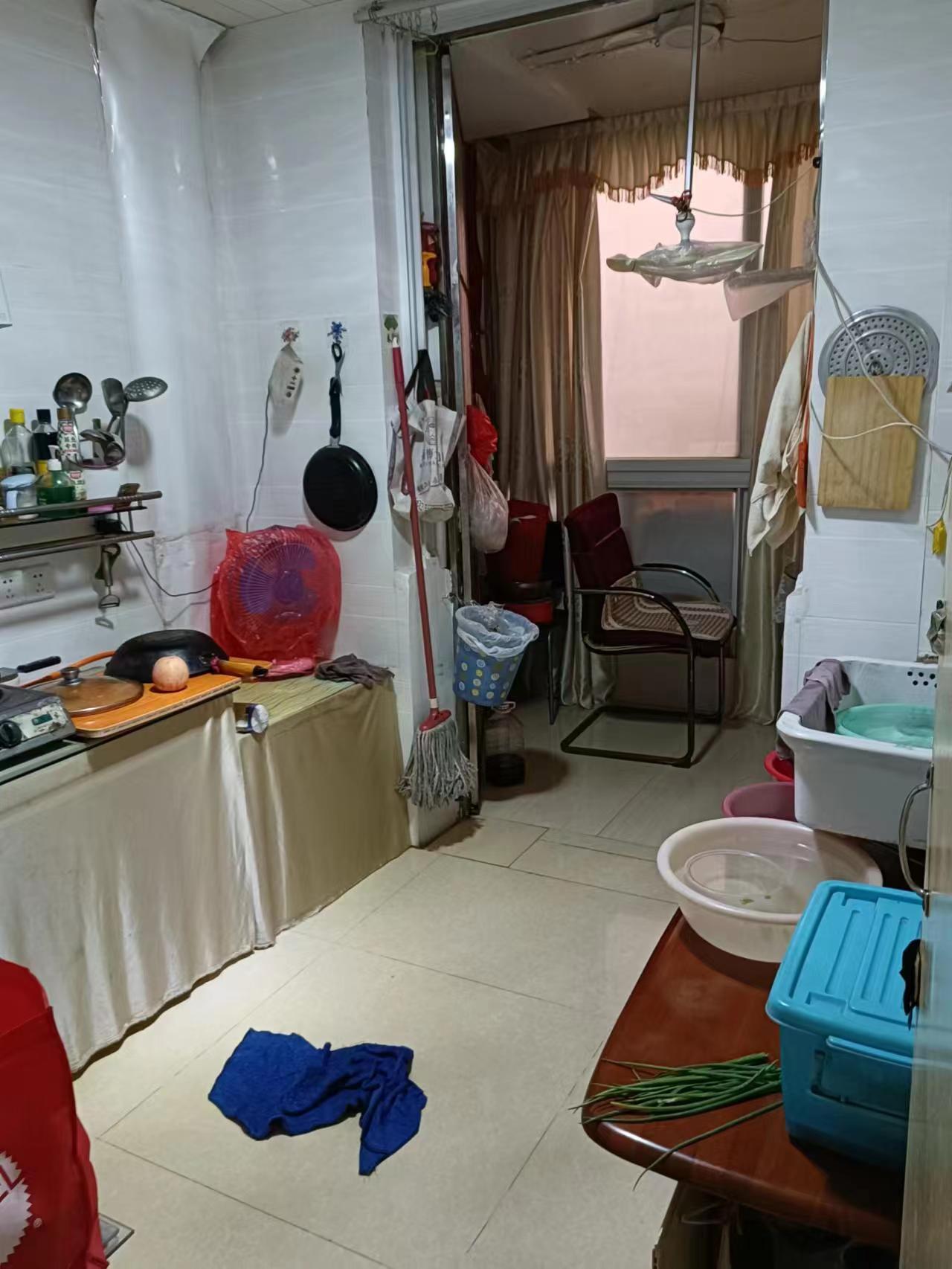 宝隆花园 1室0厅1卫 32m&sup2;