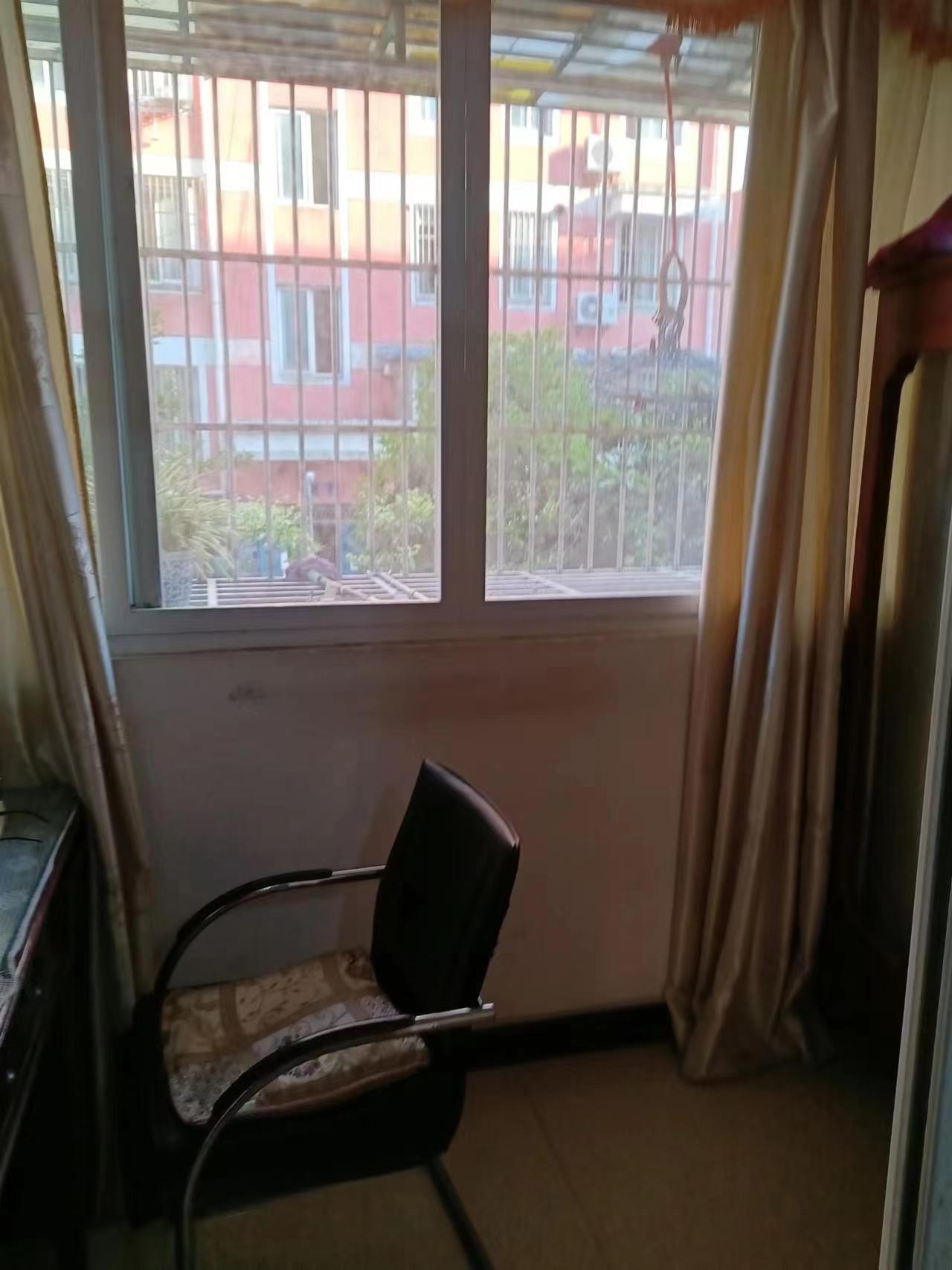 宝隆花园 1室0厅1卫 32m&sup2;