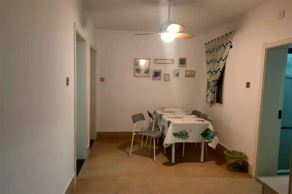 公园三村 3室1厅1卫 79m&sup2;