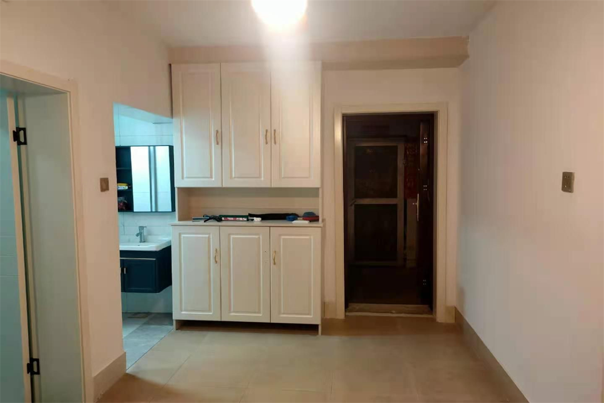 公园三村 3室1厅1卫 79m&sup2;