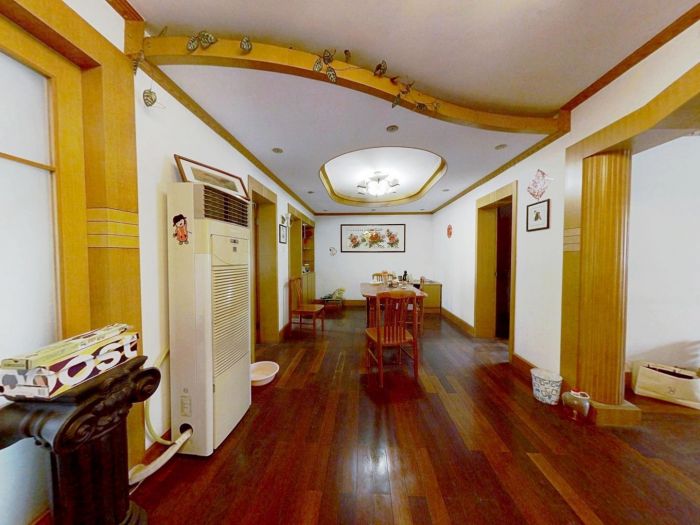 外滩小区 3室2厅1卫 111.90m&sup2;
