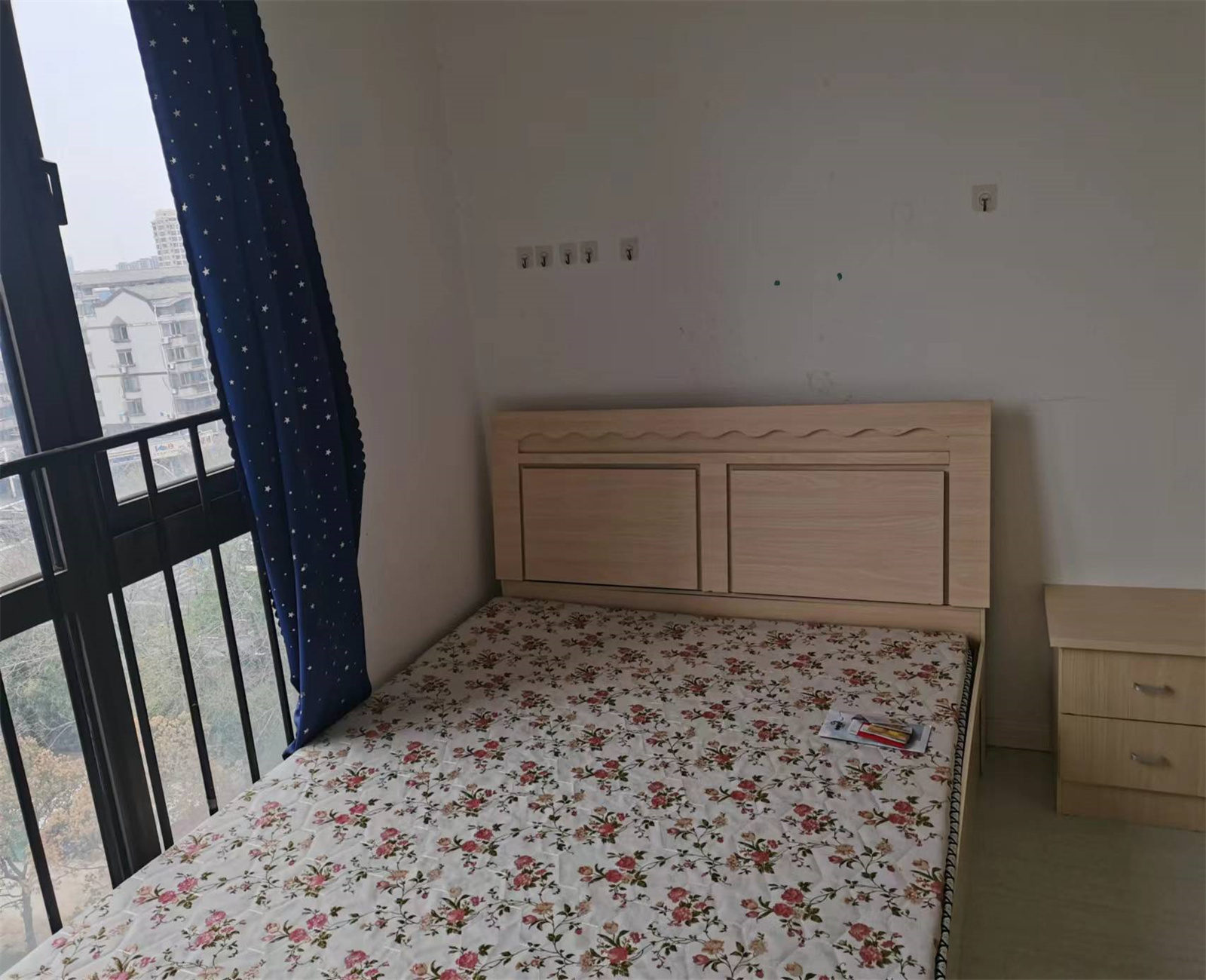 莱茵河畔 3室2厅1卫 135m&sup2;