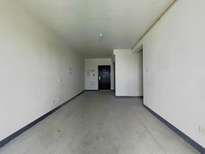 绿地新里城 3室2厅1卫 92m&sup2;