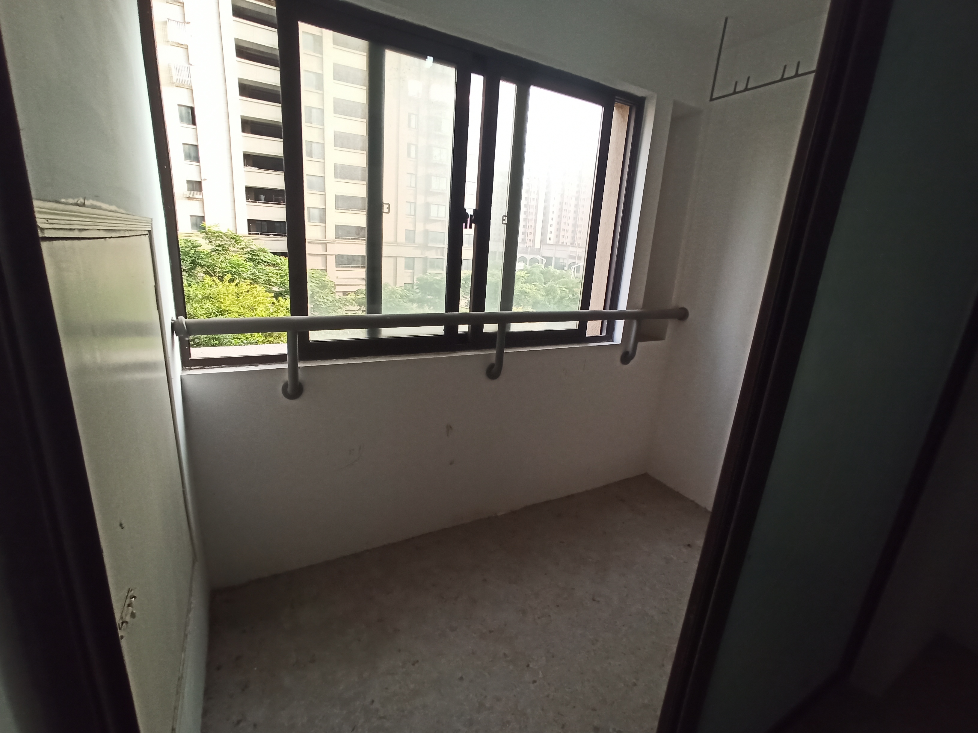 世家花园 2室2厅1卫 72m&sup2;
