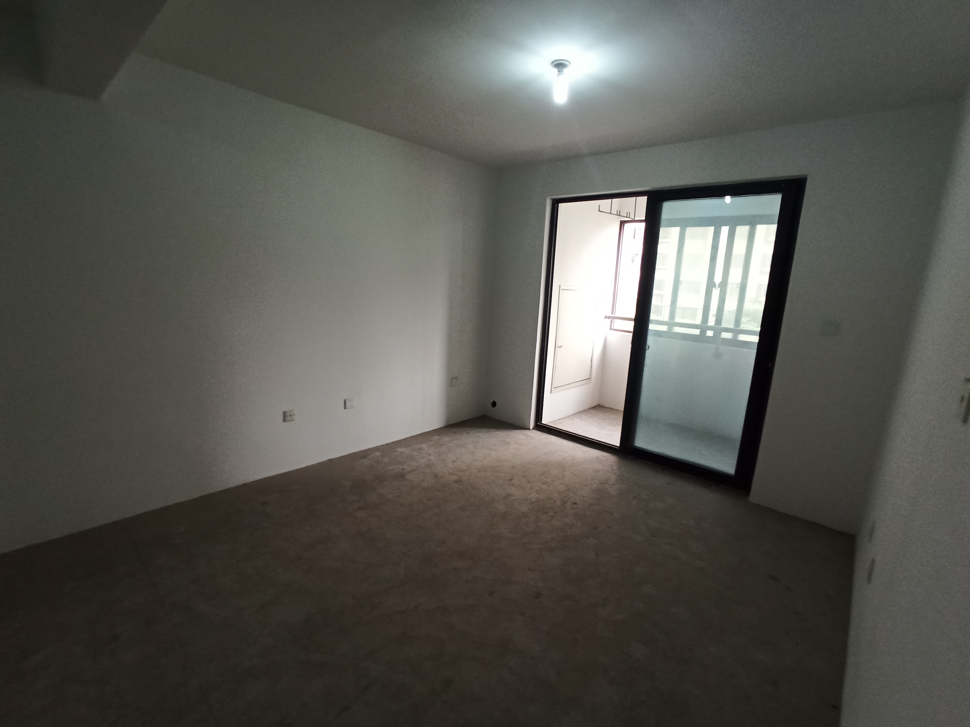 世家花园 2室2厅1卫 72m&sup2;