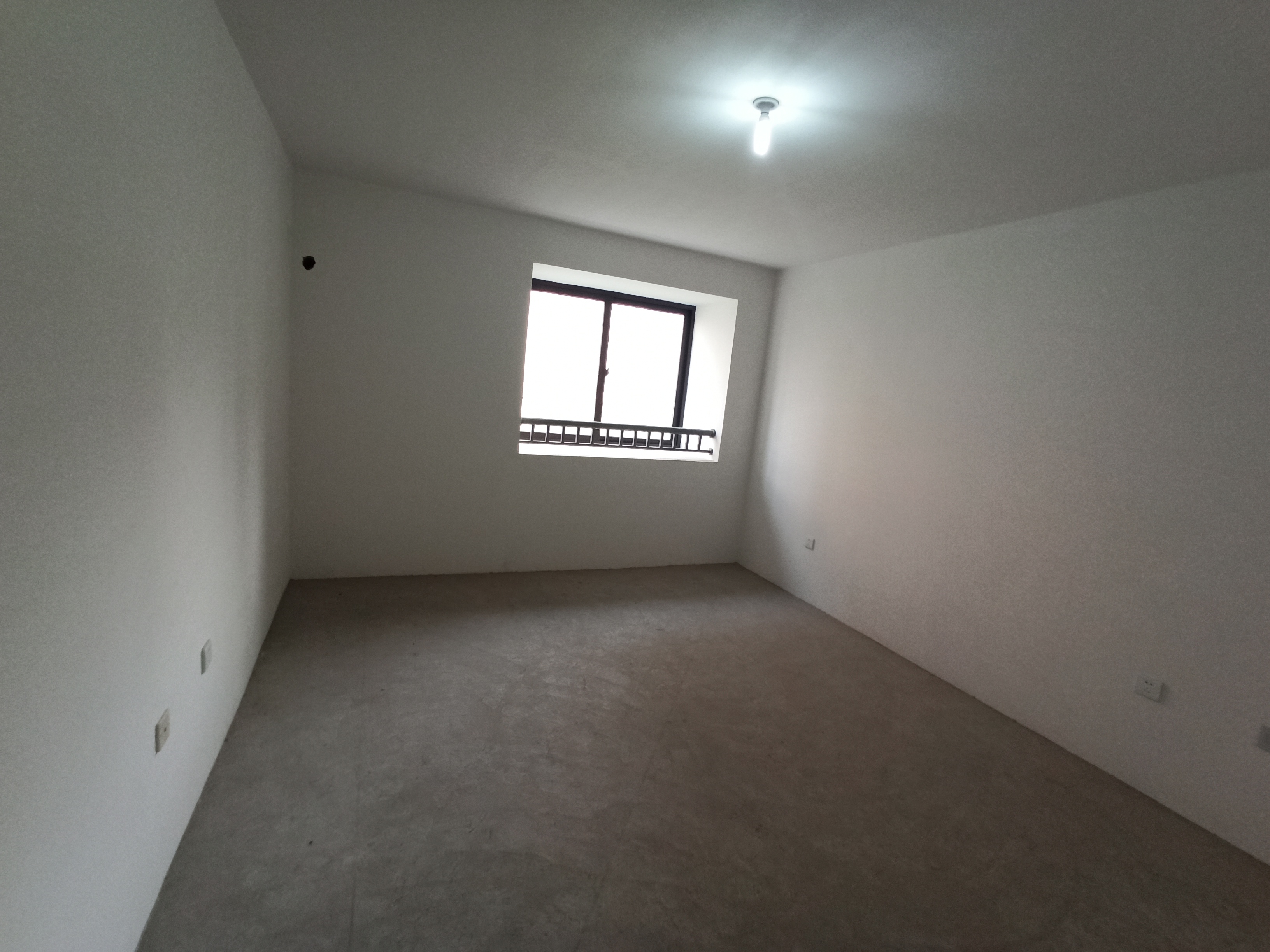 世家花园 2室2厅1卫 72m&sup2;