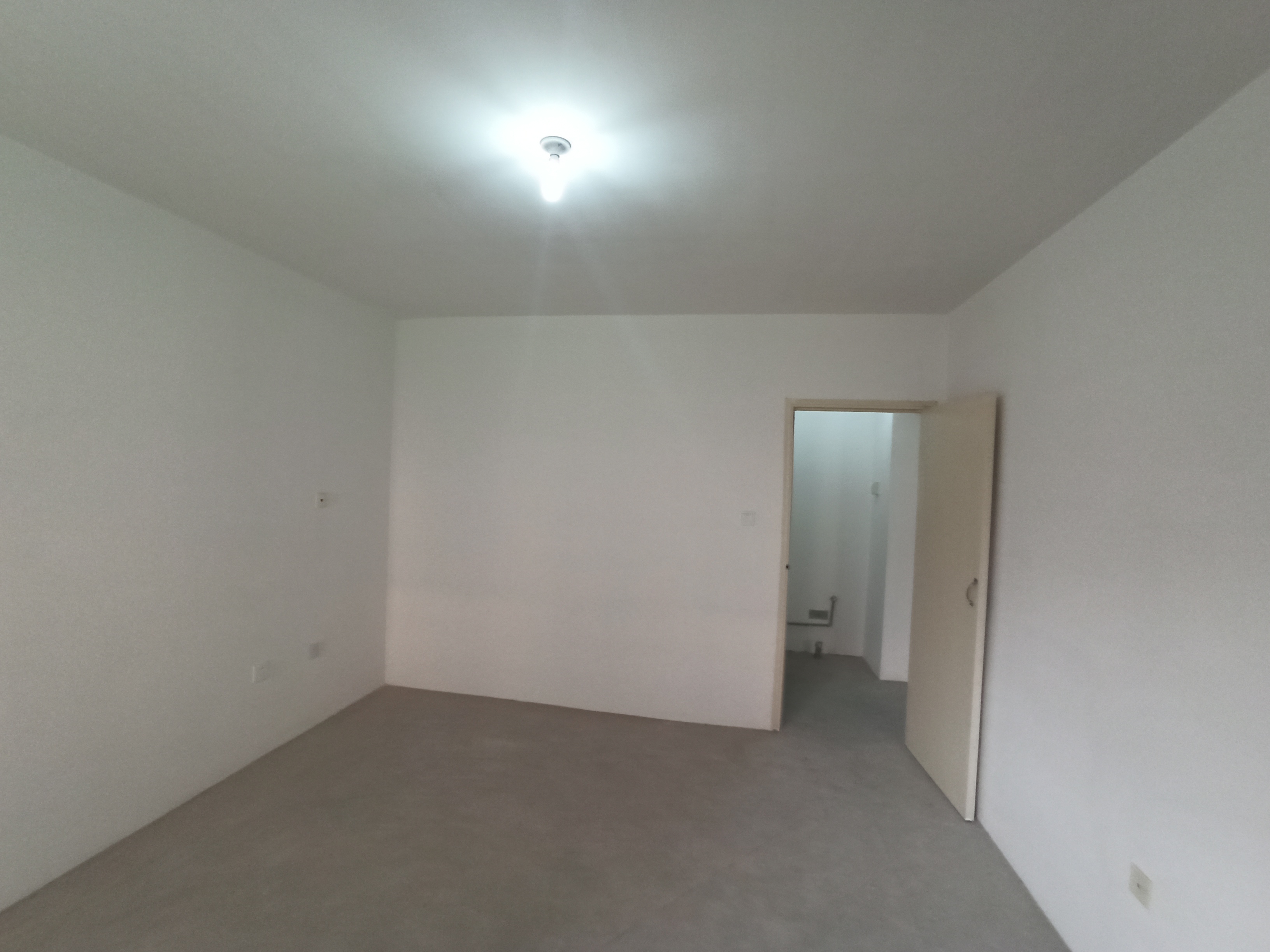 世家花园 2室2厅1卫 72m&sup2;