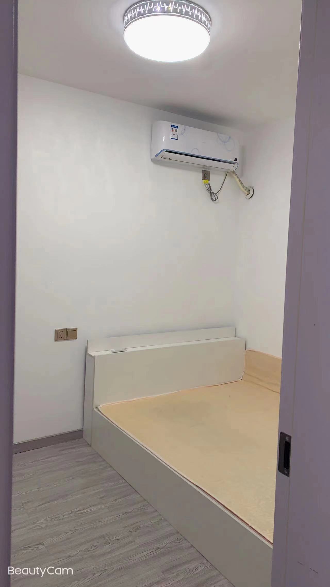 景瑞御府 2室1厅1卫 81m&sup2;