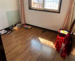 中南俪园 3室2厅2卫 131m&sup2;