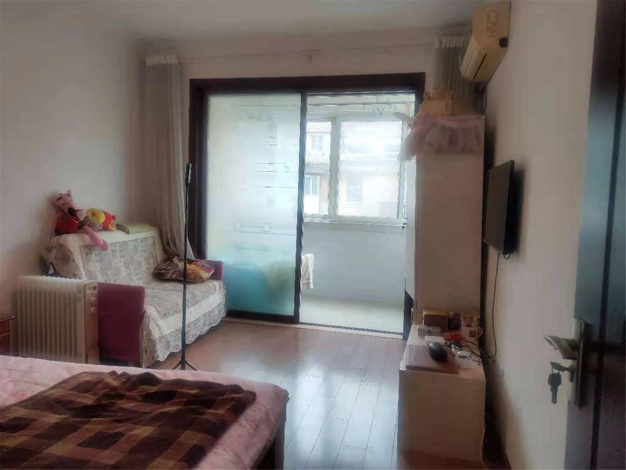 易家桥新村 2室1厅1卫 59.80m&sup2;
