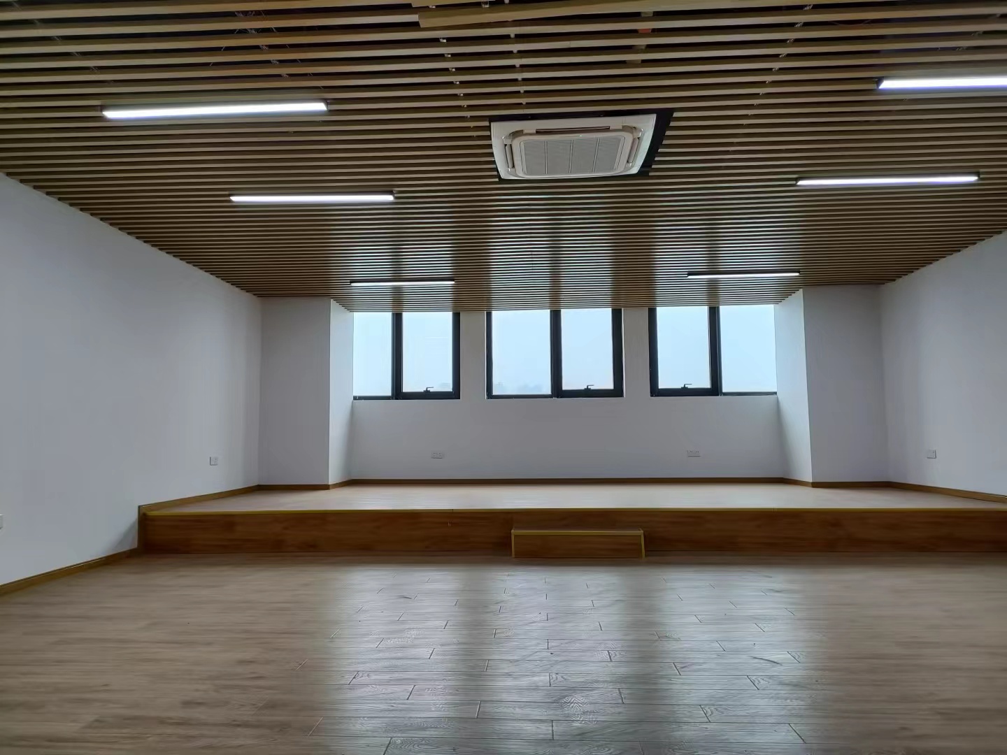 南通万达广场 1室1厅1卫 127.00m&sup2;