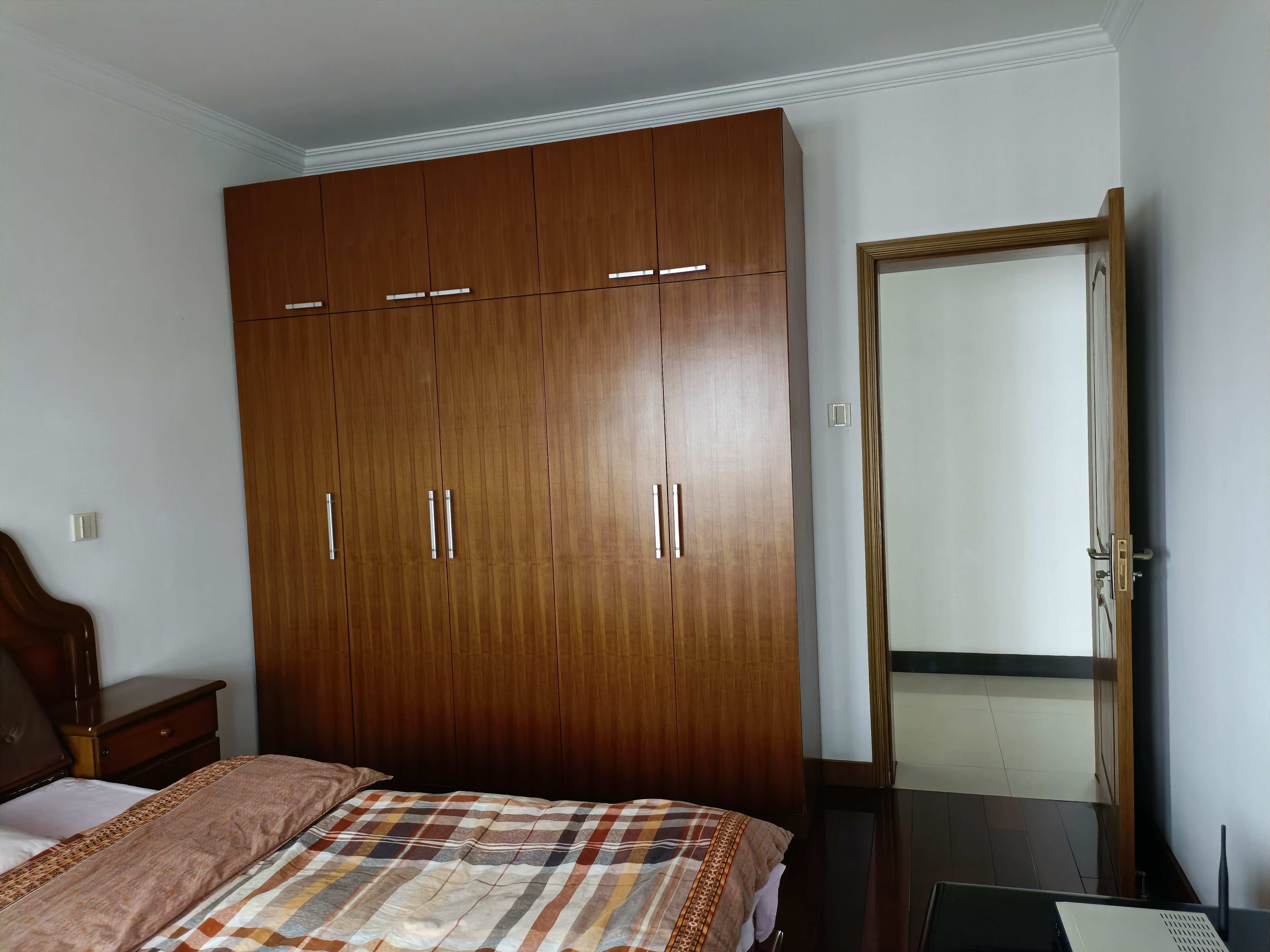 中兴花苑 3室2厅1卫 133m&sup2;