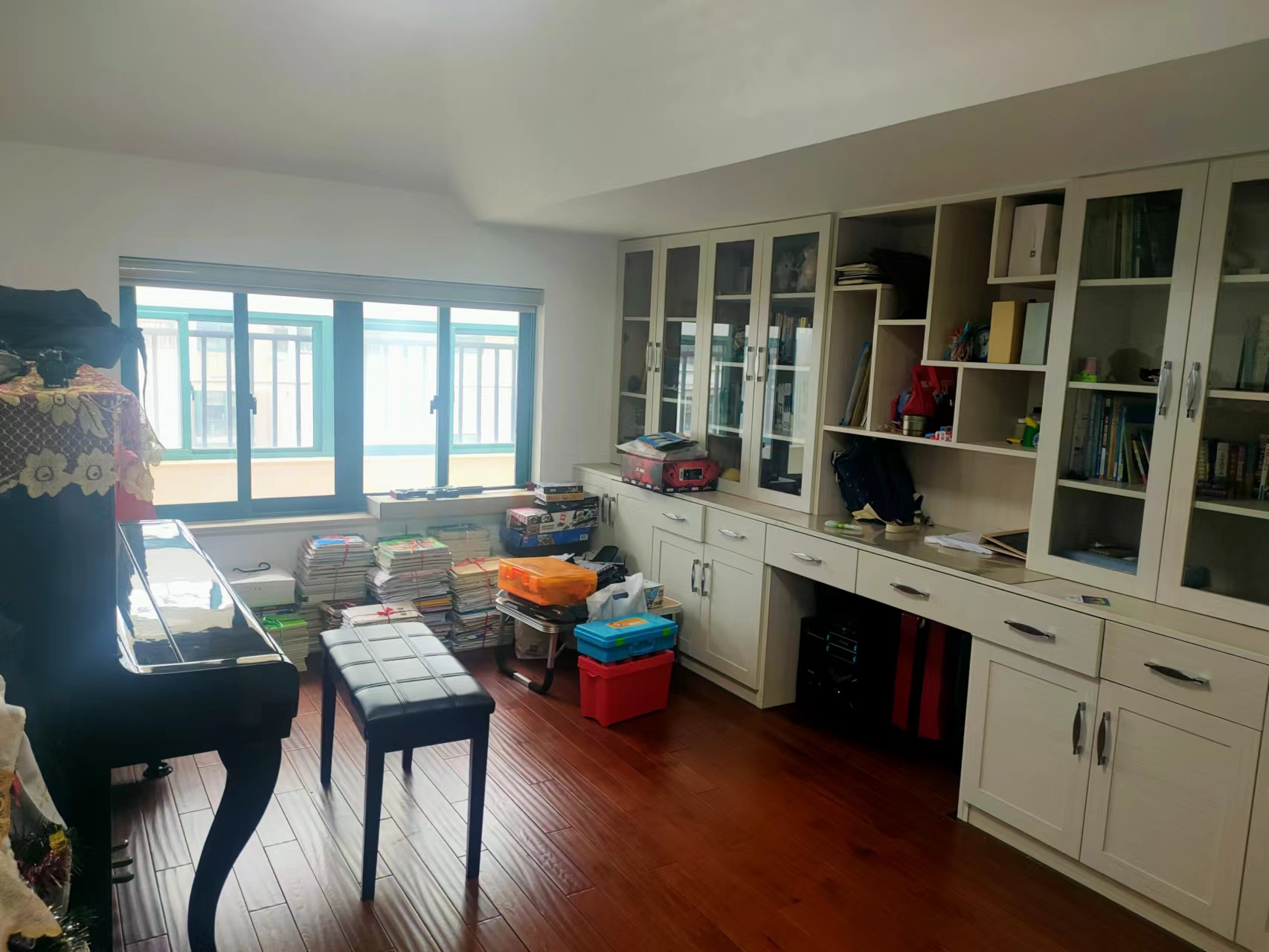 新城小区 4室2厅2卫 90.00m&sup2;