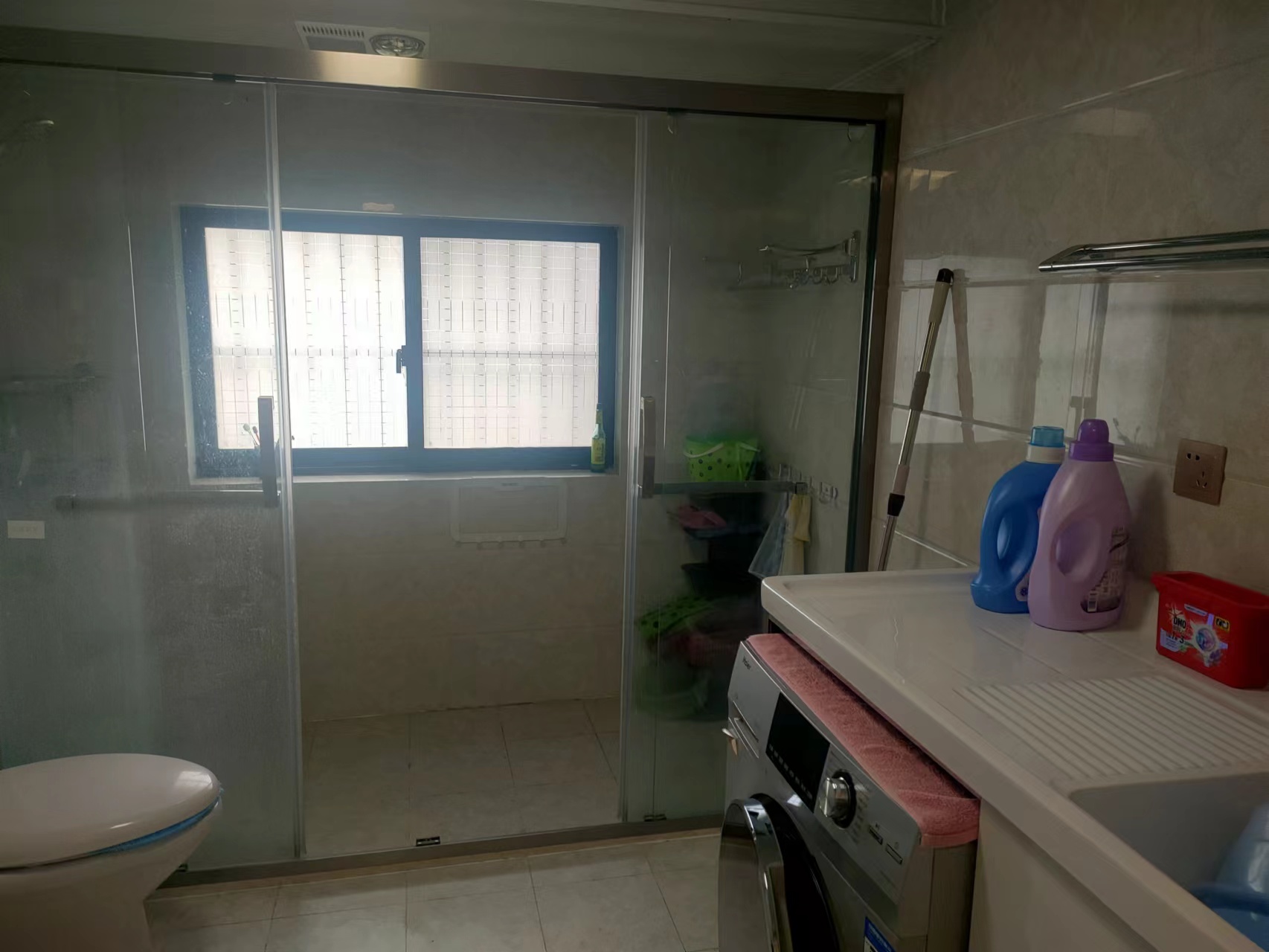 新城小区 4室2厅2卫 90.00m&sup2;