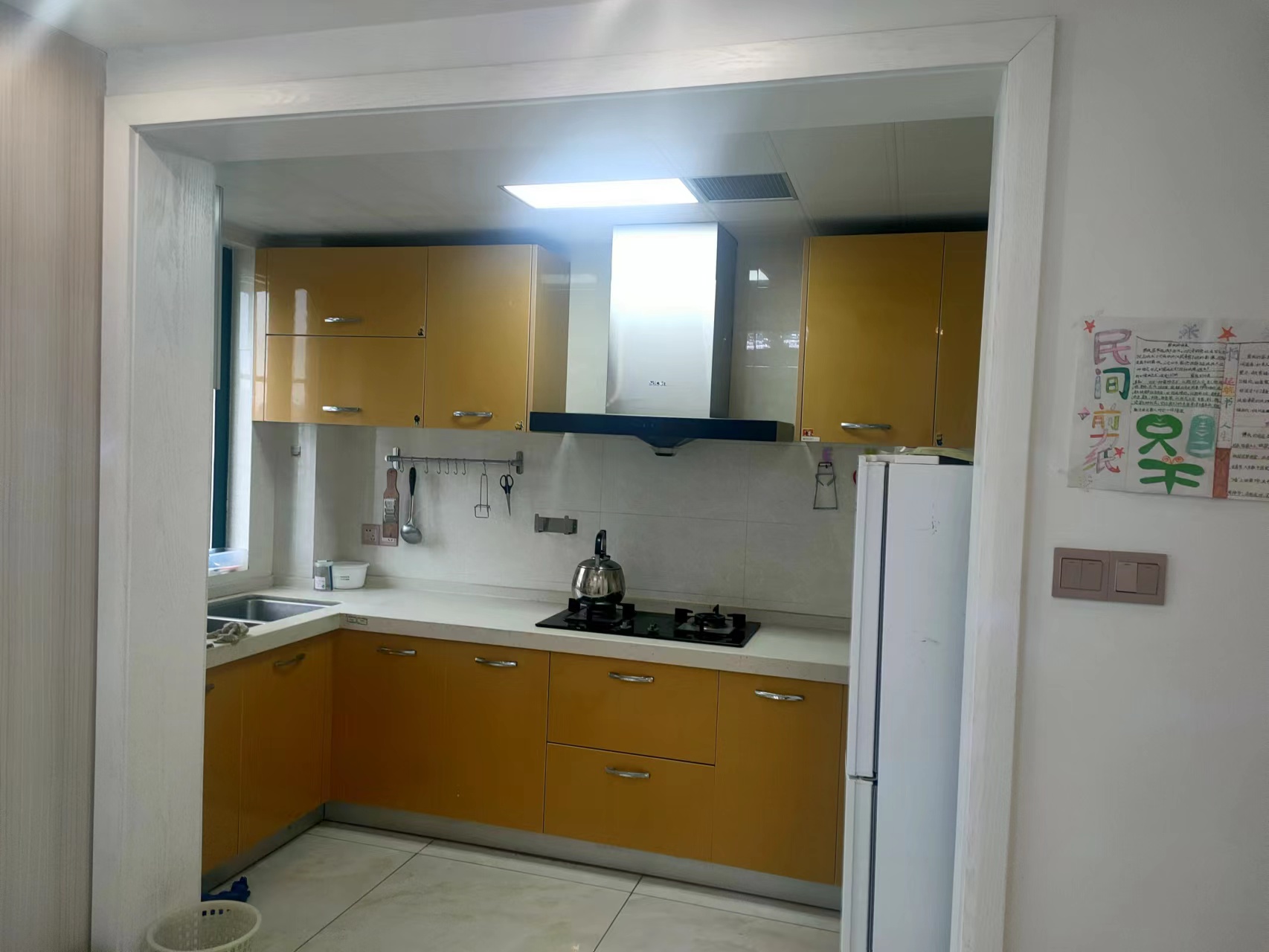 新城小区 4室2厅2卫 90.00m&sup2;