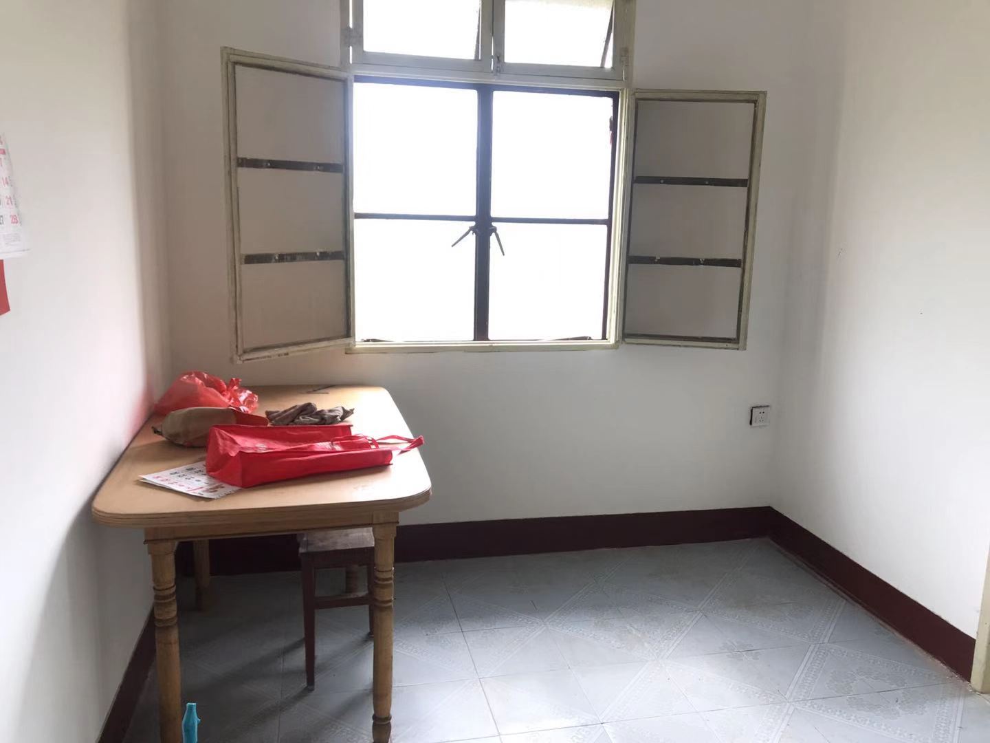 虹桥新村(朝霞路) 2室1厅1卫 50m²