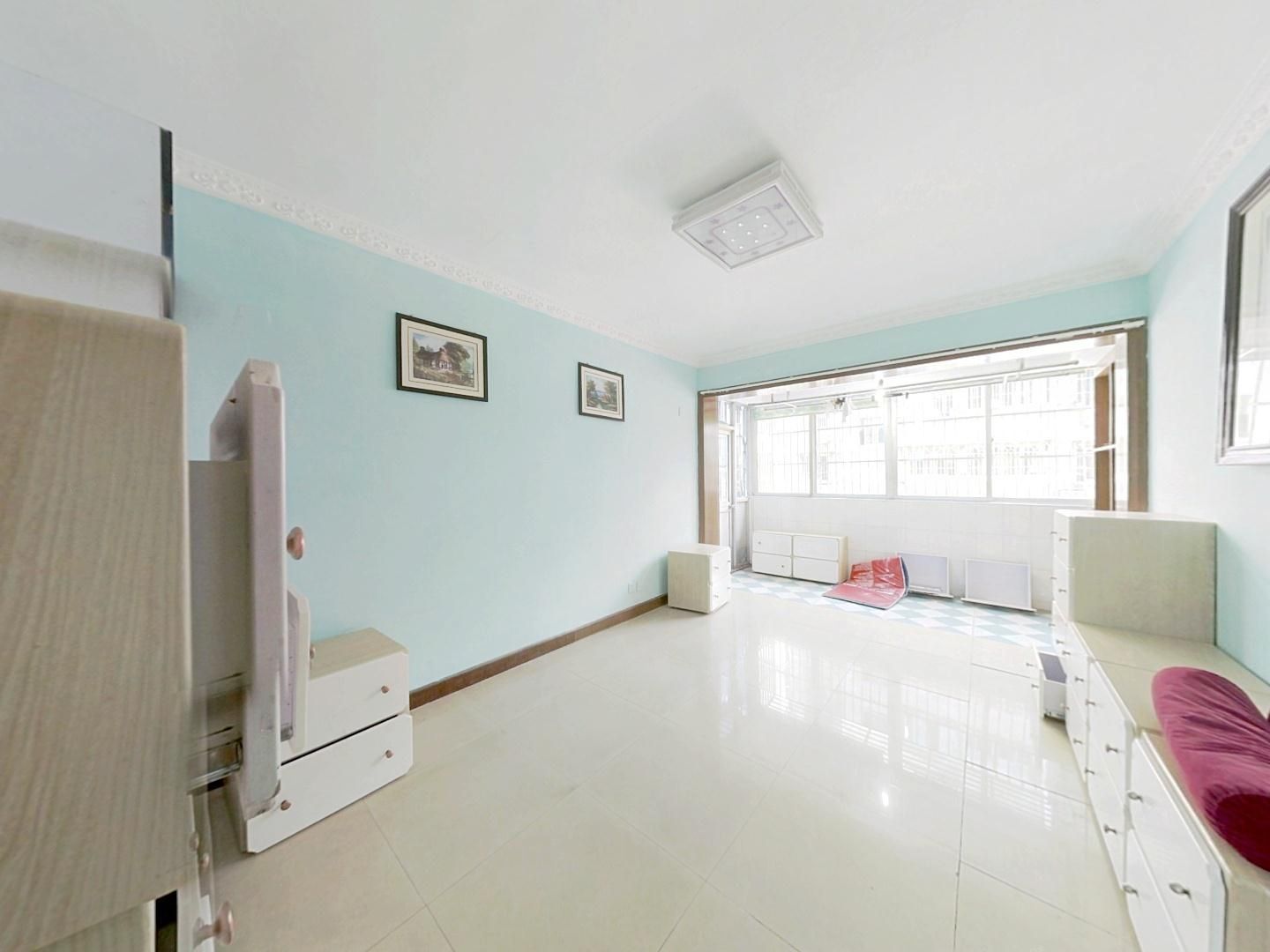 郭里园 5室2厅2卫 189m&sup2;