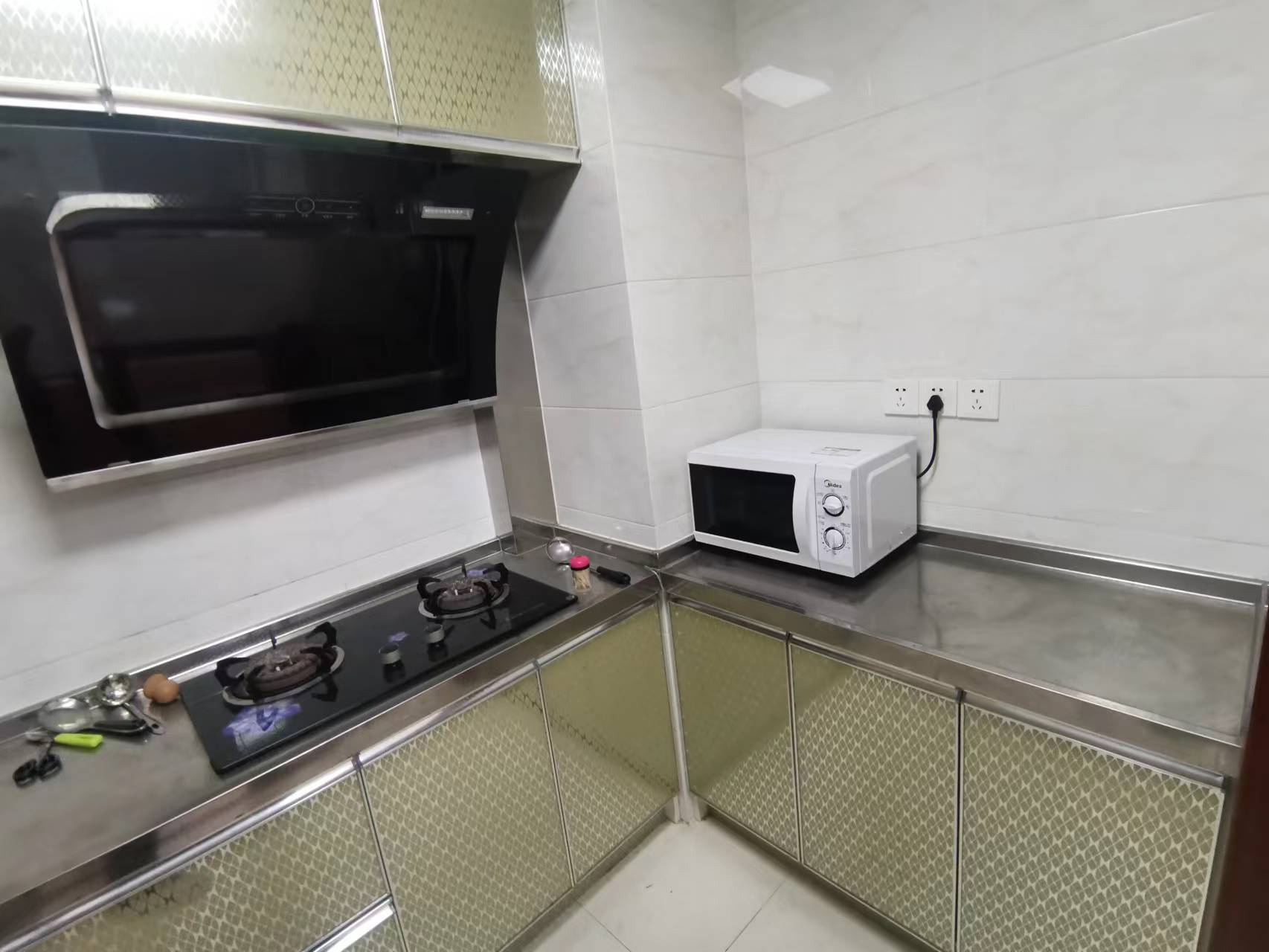 世茂公元 3室2厅1卫 90m&sup2;