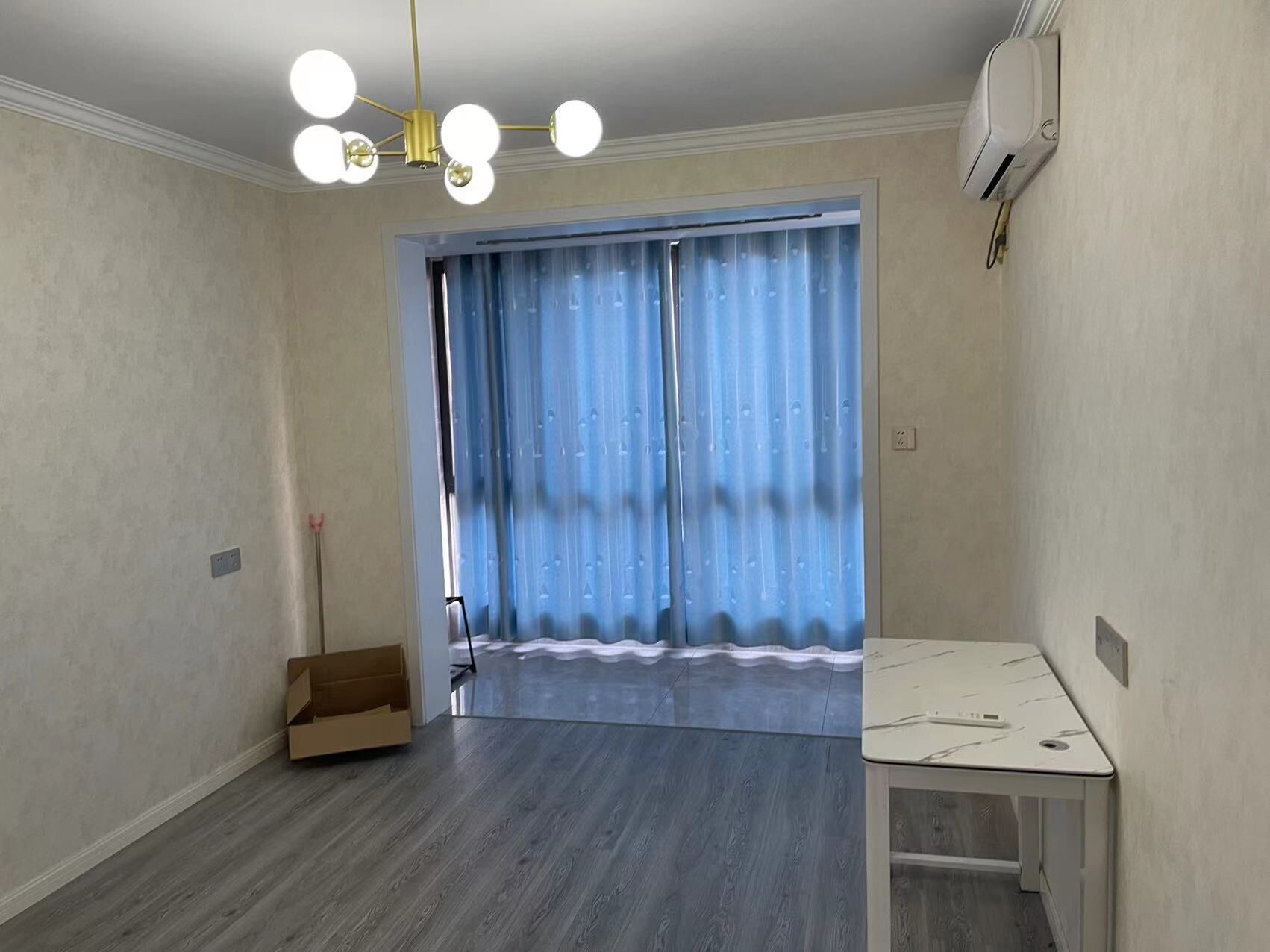越江新村 2室1厅1卫 70m&sup2;