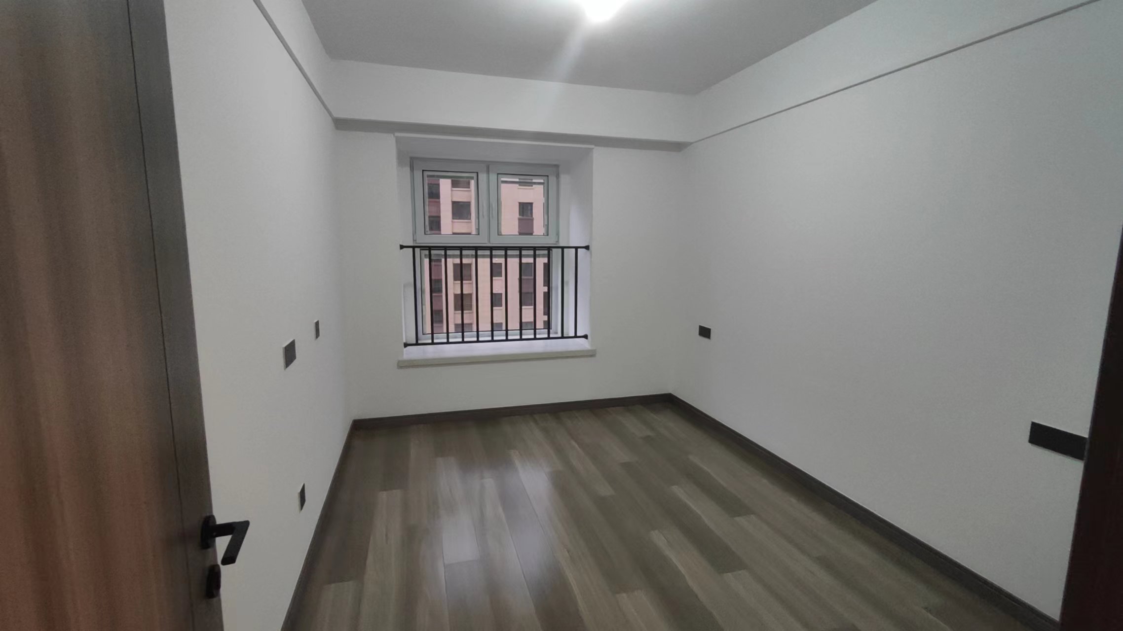 世茂云锦 3室2厅1卫 125m&sup2;