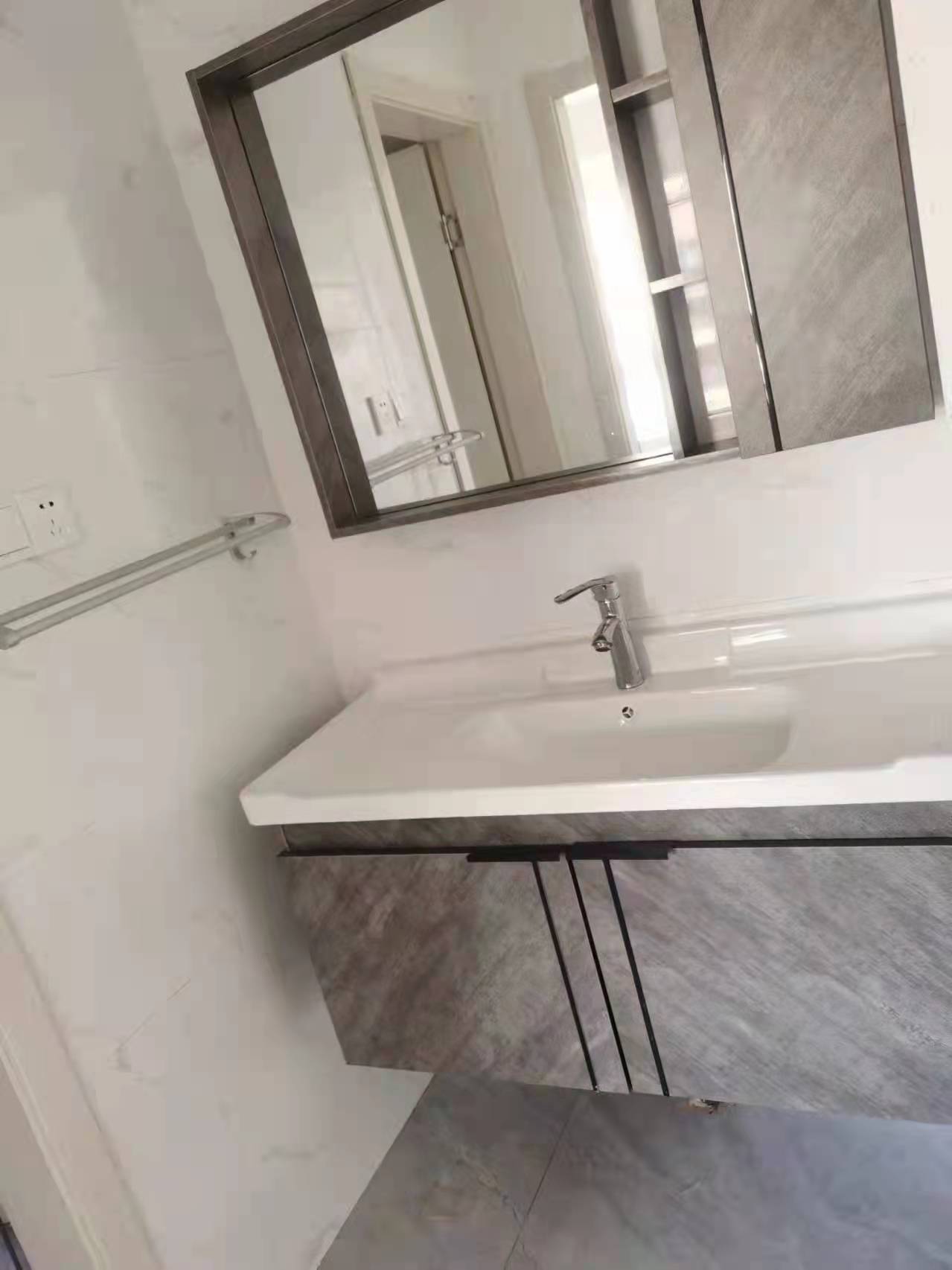和融&bull;优山美地名邸 2室2厅1卫 87m&sup2;