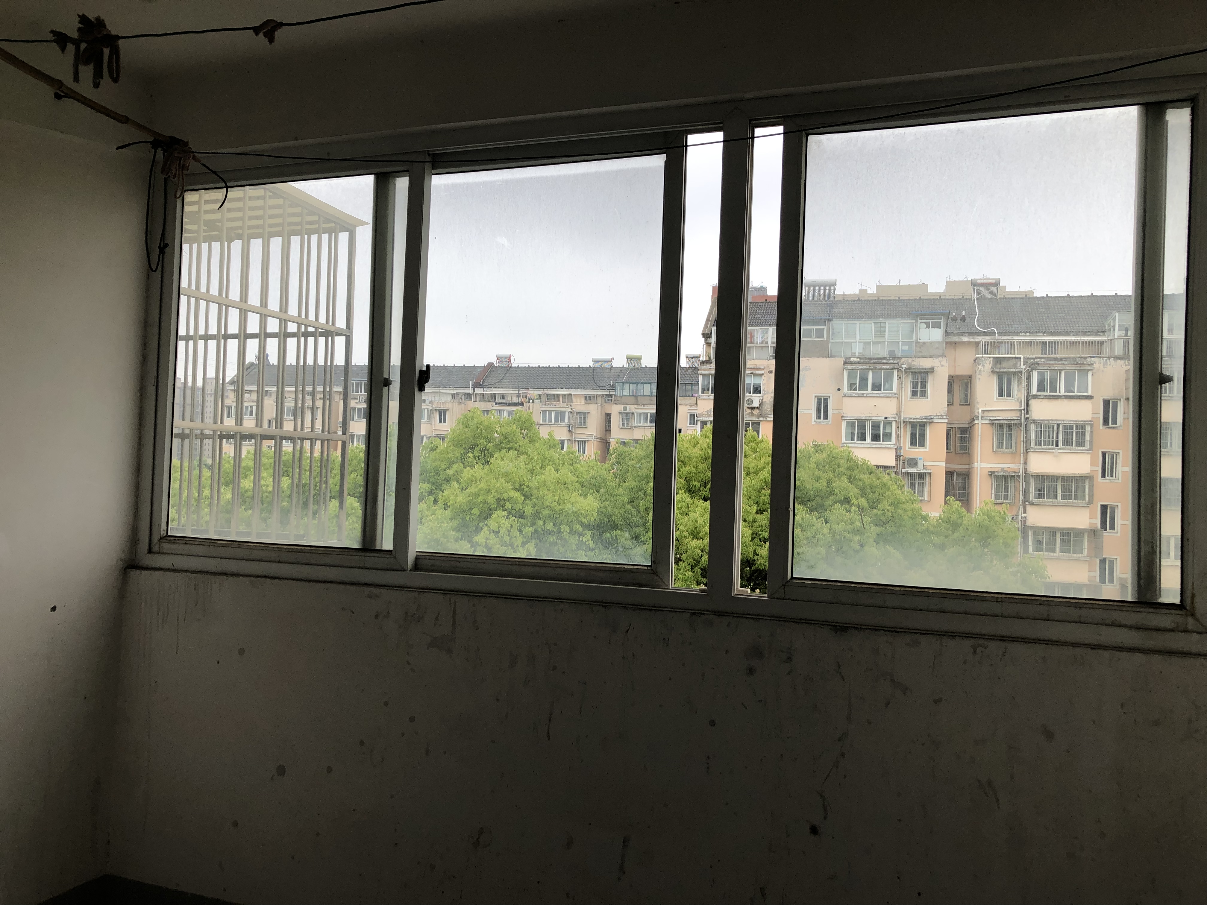 滨河东城 3室2厅1卫 95.5m&sup2;
