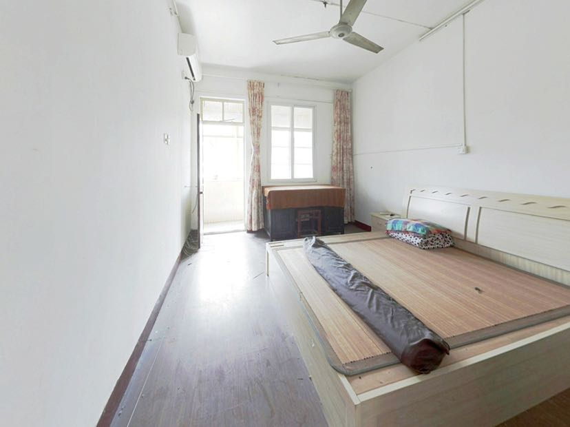 板桥东村 3室1厅1卫 73.00m&sup2;