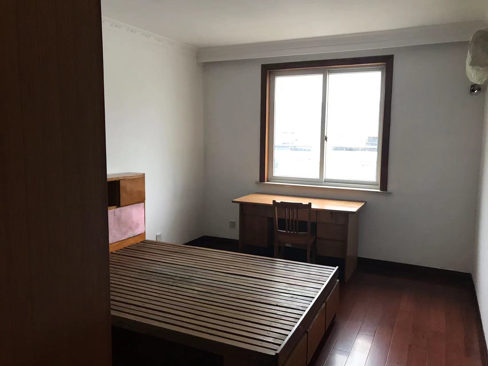 滨河东城 4室2厅2卫 94.71m&sup2;