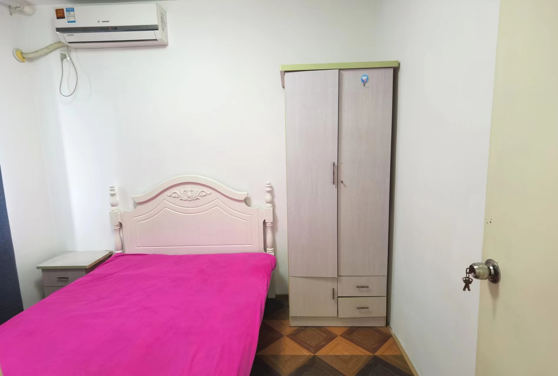 惠泽苑 2室1厅1卫 82m&sup2;