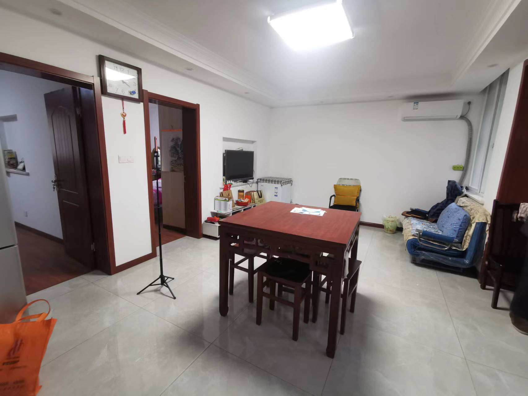新港花苑西区 3室1厅1卫 57.00m&sup2;
