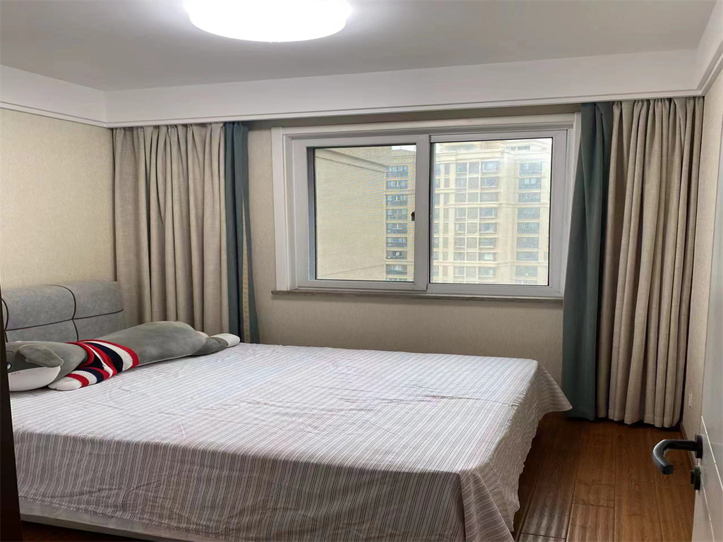 华润悦锦湾 4室1厅2卫 142.04m&sup2;