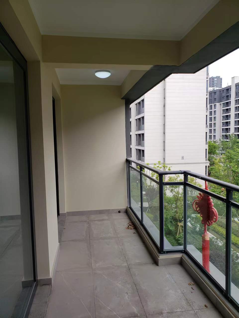 万科翡翠公园 3室2厅1卫 98.00m&sup2;