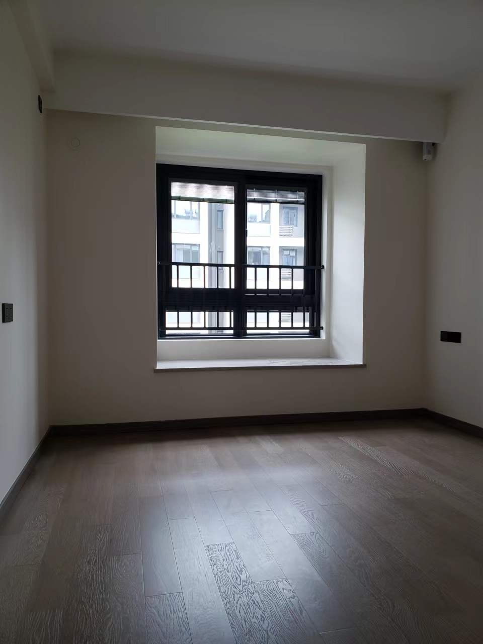 万科翡翠公园 3室2厅1卫 98.00m&sup2;