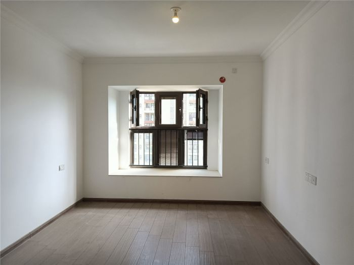 碧桂园时代悦城 3室2厅2卫 141.74m&sup2;