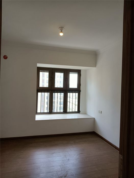 碧桂园时代悦城 3室2厅2卫 141.74m&sup2;