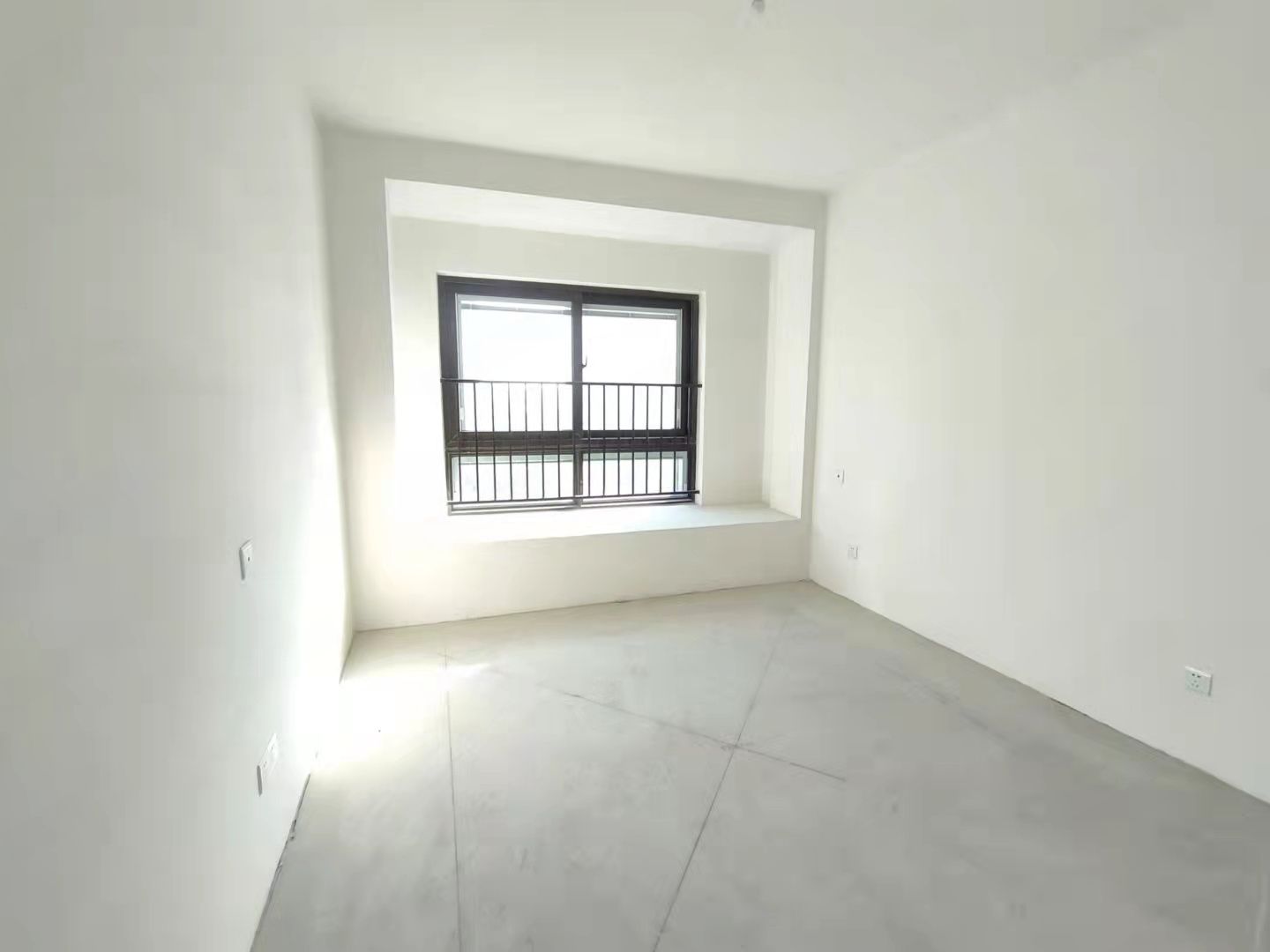 中南珑悦 3室2厅1卫 95.11m&sup2;