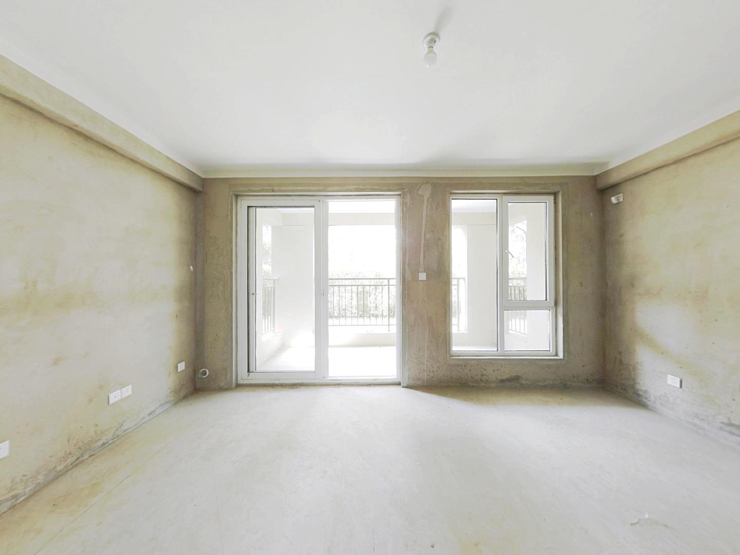 丽景湾 3室2厅2卫 117m&sup2;