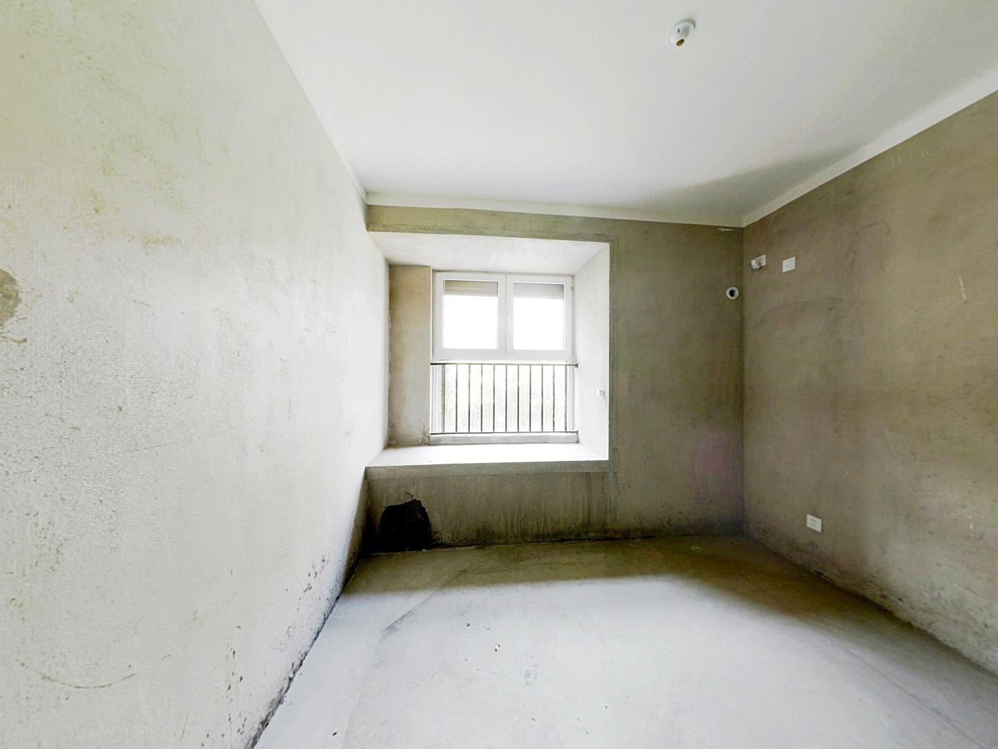 丽景湾 3室2厅2卫 117m&sup2;