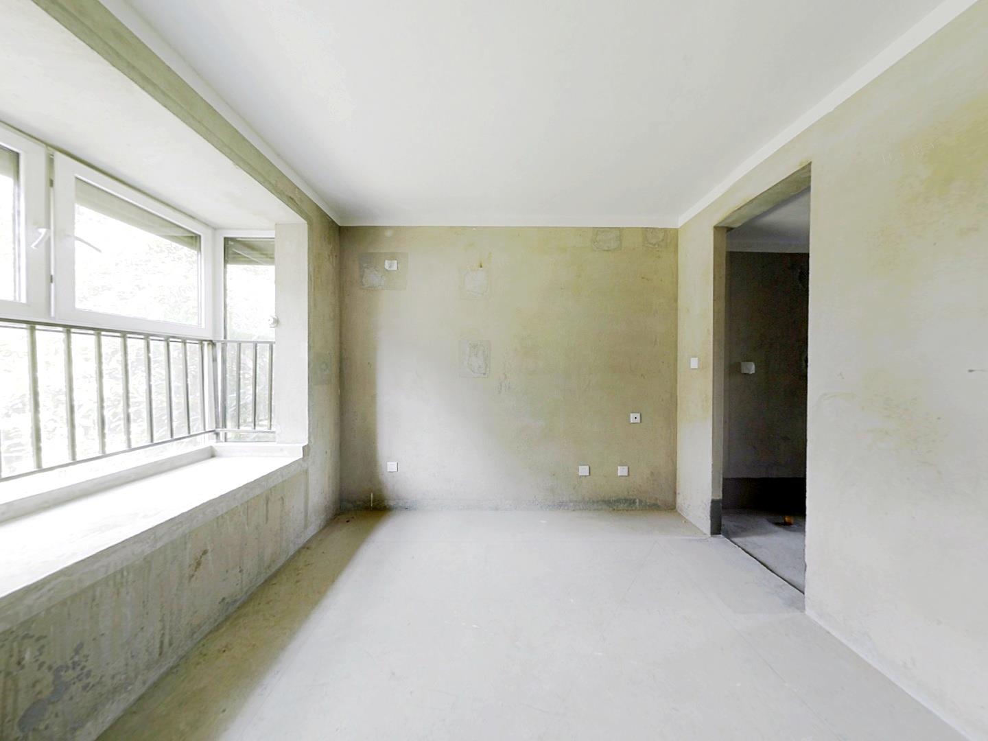 丽景湾 3室2厅2卫 117m&sup2;