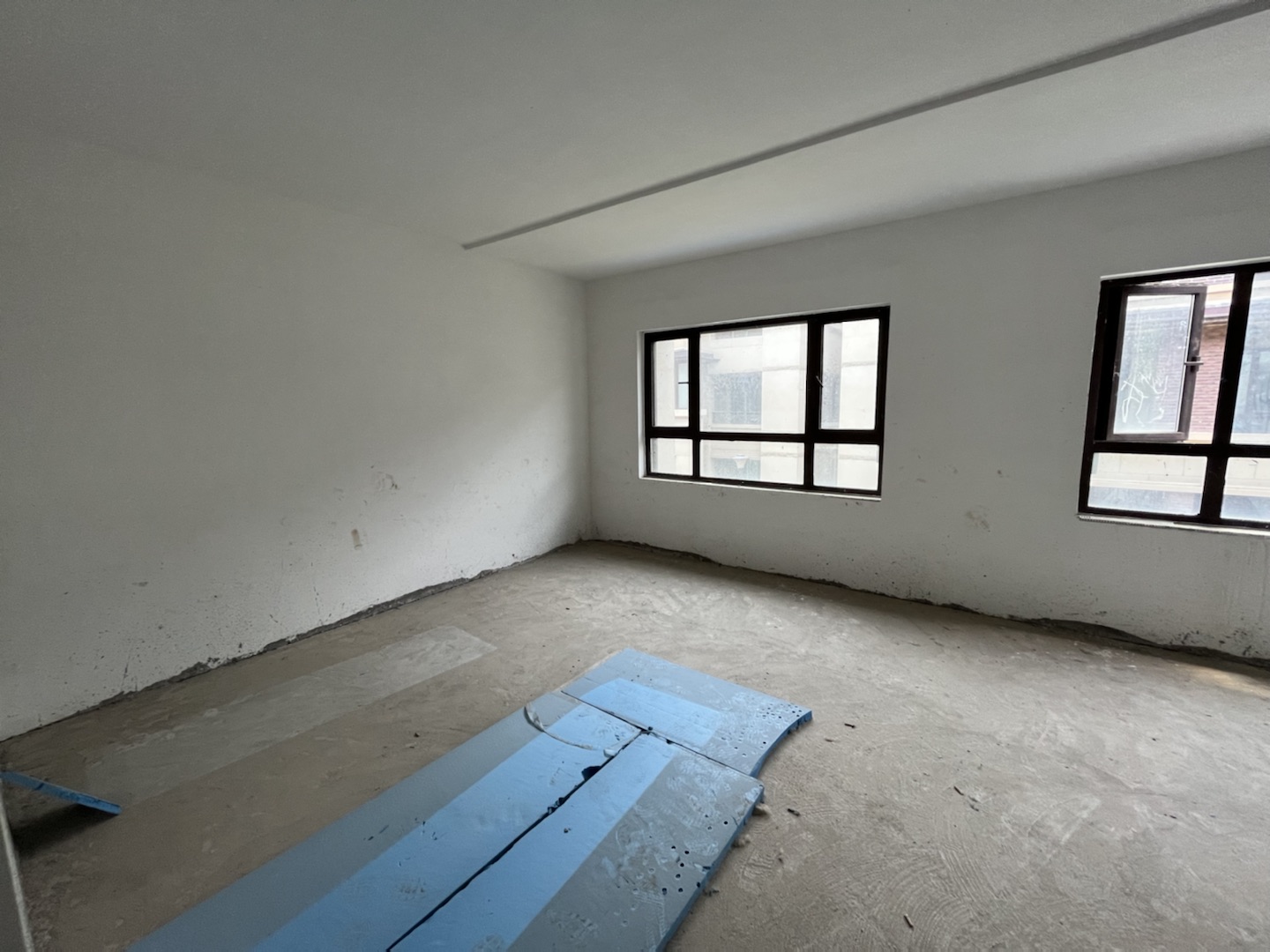 盛和九里香堤二期 4室2厅3卫 233.70m&sup2;