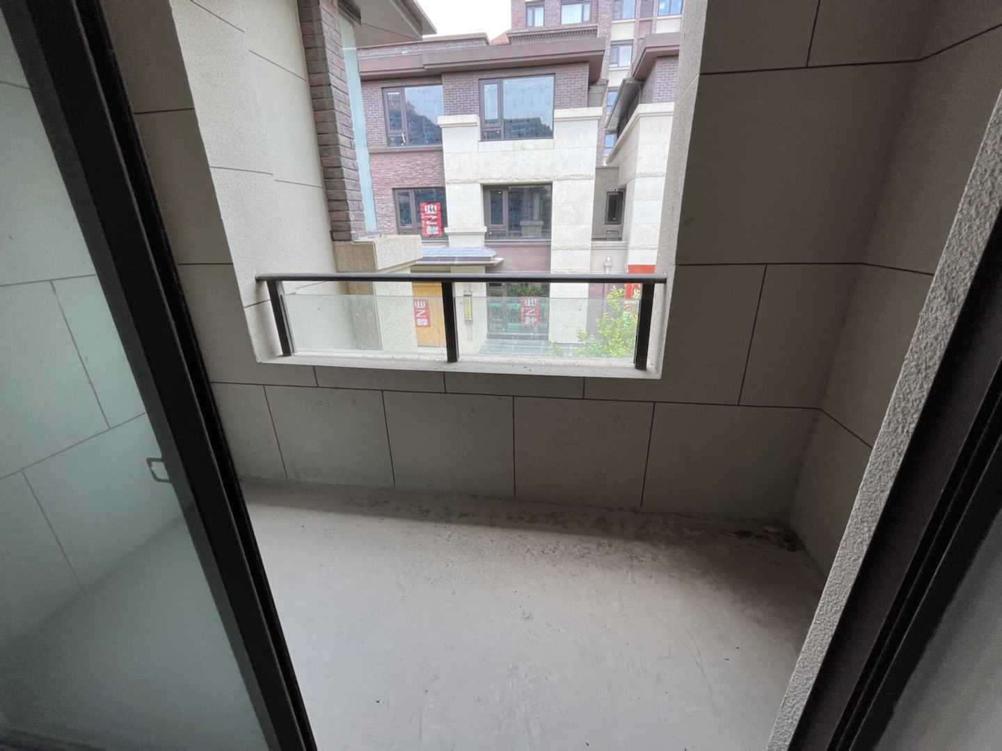 盛和九里香堤二期 4室2厅3卫 233.70m&sup2;