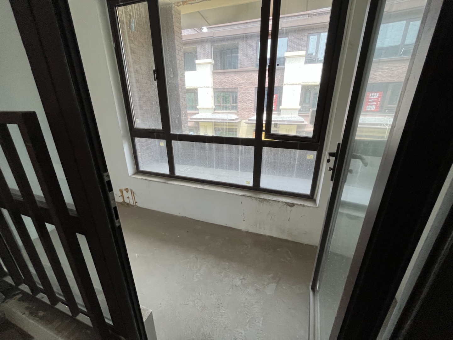 盛和九里香堤二期 4室2厅3卫 233.70m&sup2;