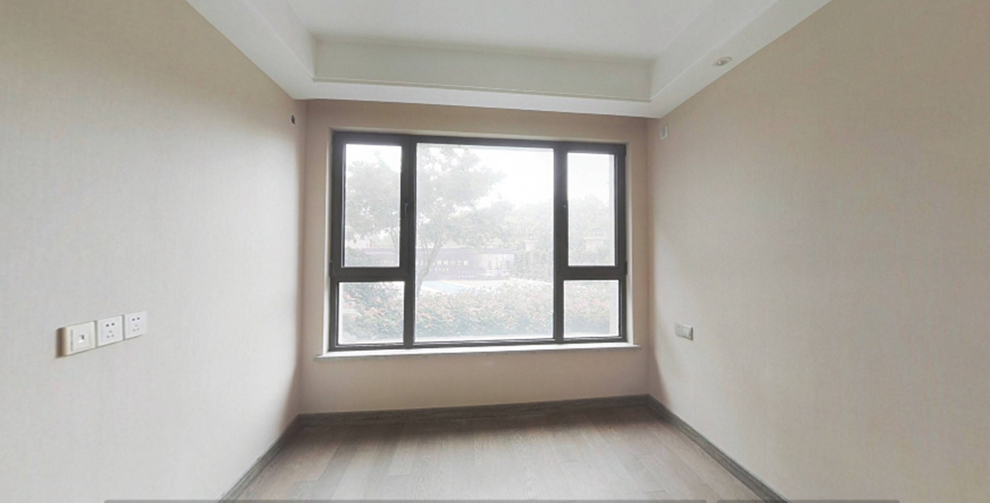远创樾府 3室2厅2卫 300m&sup2;