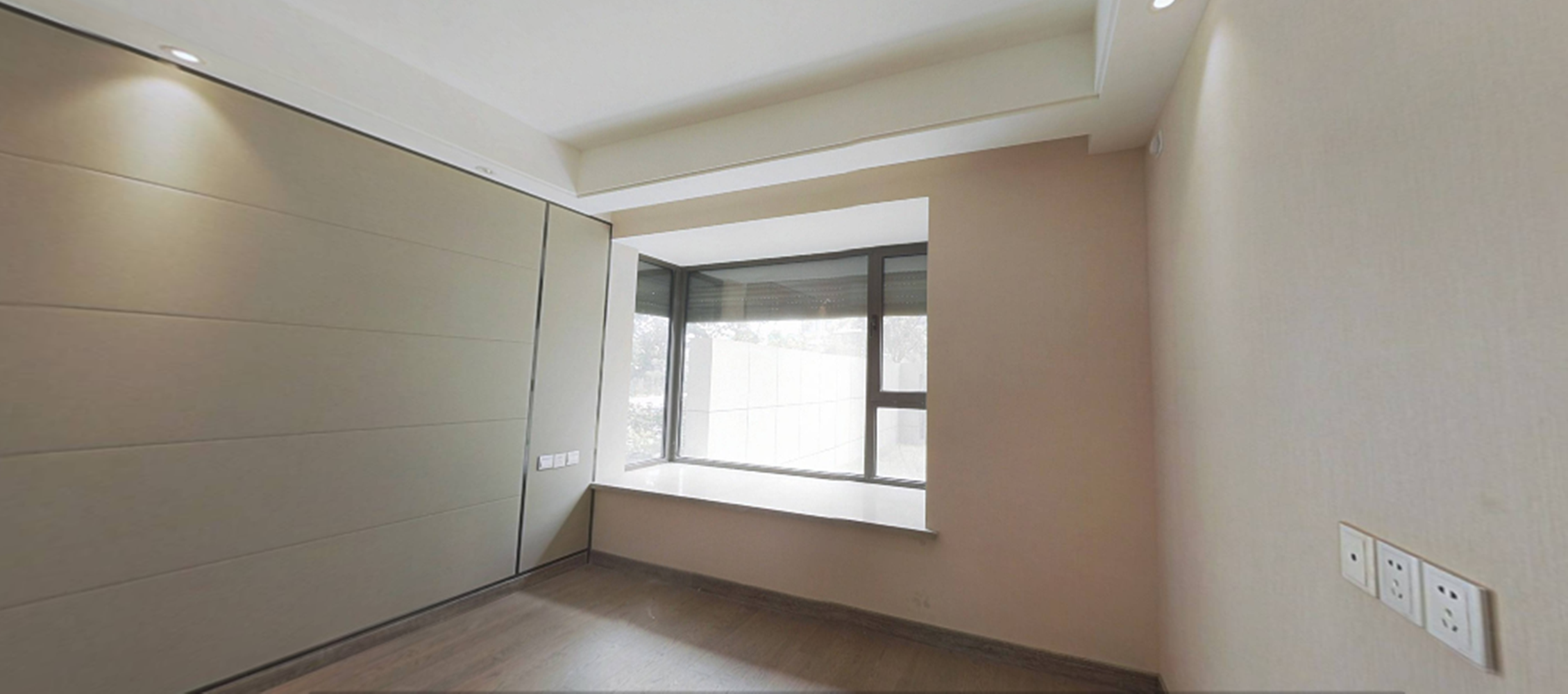 远创樾府 3室2厅2卫 300m&sup2;