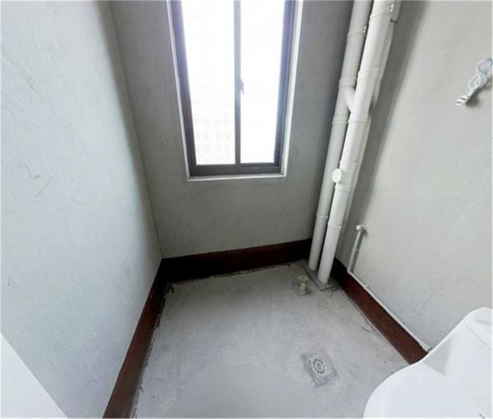 兴石花园 3室1厅1卫 115m&sup2;