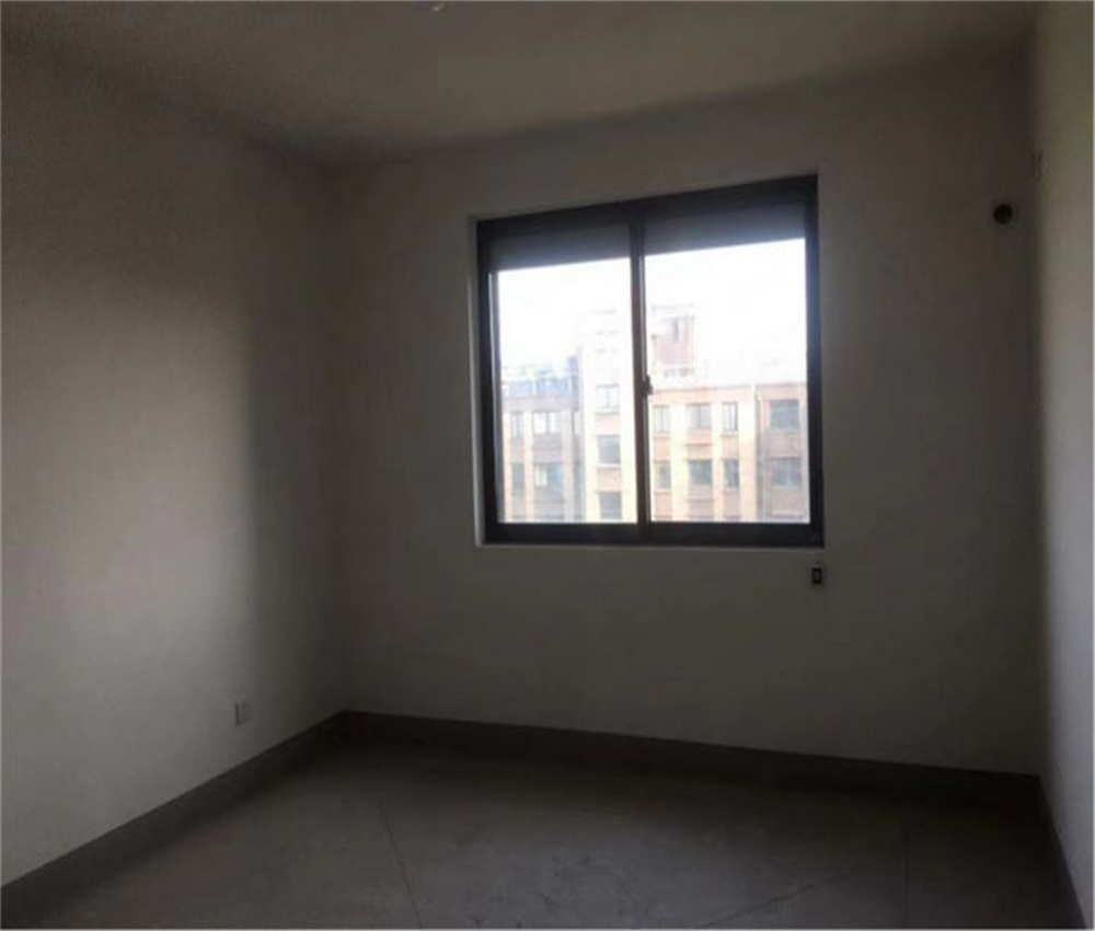 兴石花园 3室1厅1卫 115m&sup2;